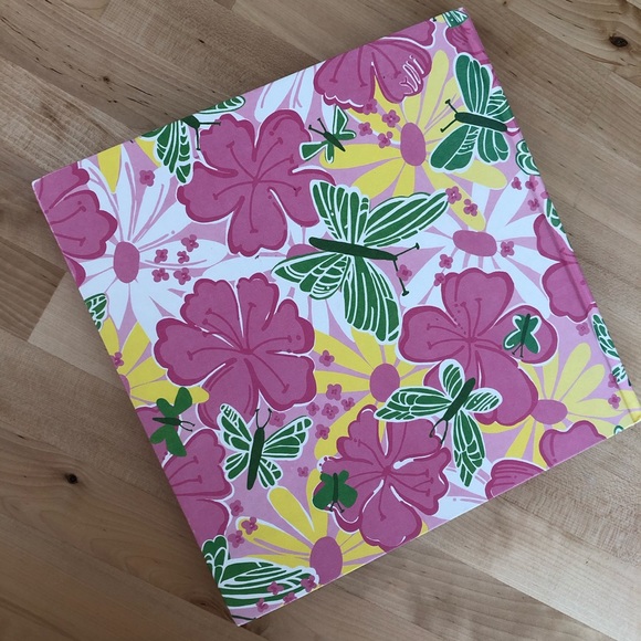 πΈπ Essentially Lilly: A Guide to Colorful Entertaining by Lilly Pulitzer ππΈ - Picture 8 of 16